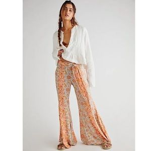 NWT Free People Bali Sultry Boho Flare Pants sz XS